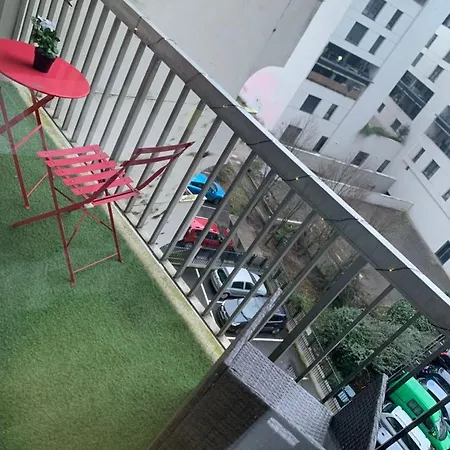 F1 Gare Saint Jean Appartement *